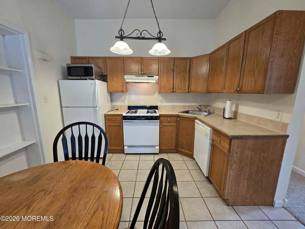 711 Grand Ave #1N - Photo 7 of 17