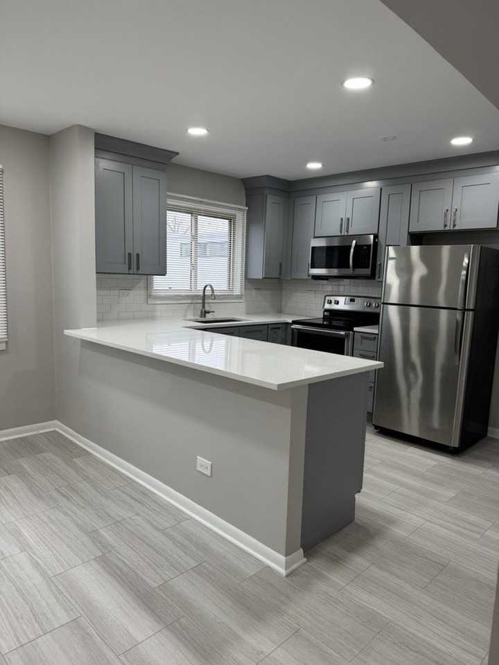 2121 Saint Johns Ave #8 - Photo 5 of 12