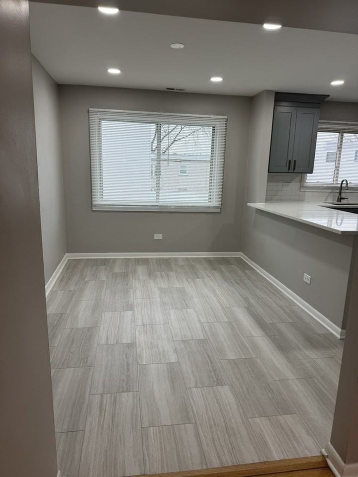 2121 Saint Johns Ave #8 - Photo 6 of 12