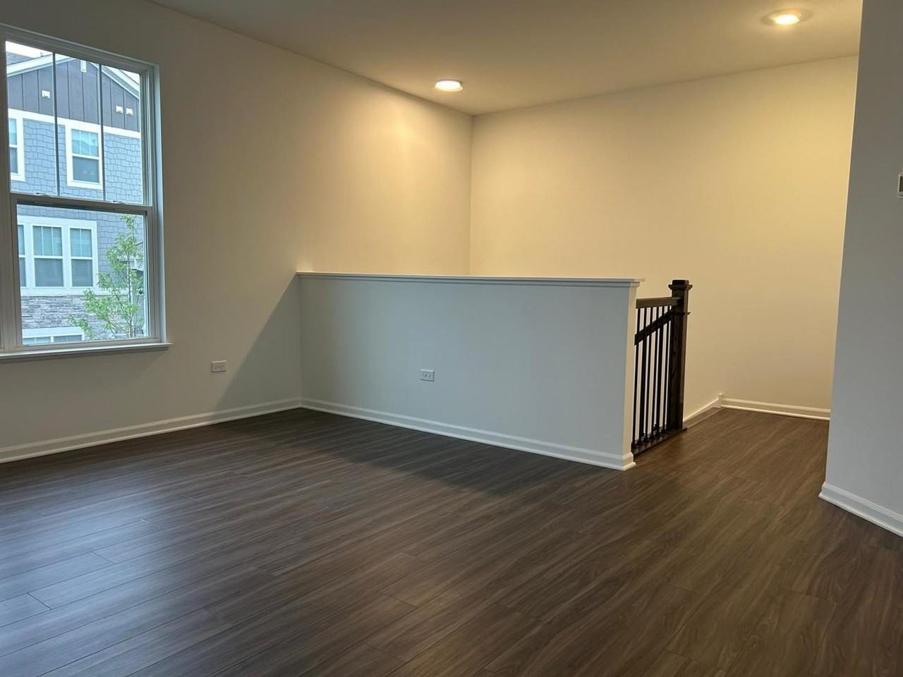 560 Wolverine Dr - Photo 4 of 27