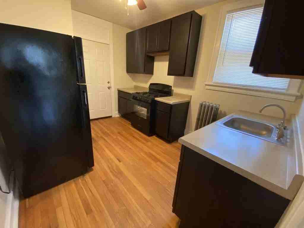 8900 S Langley Ave #2 - Photo 7 of 8