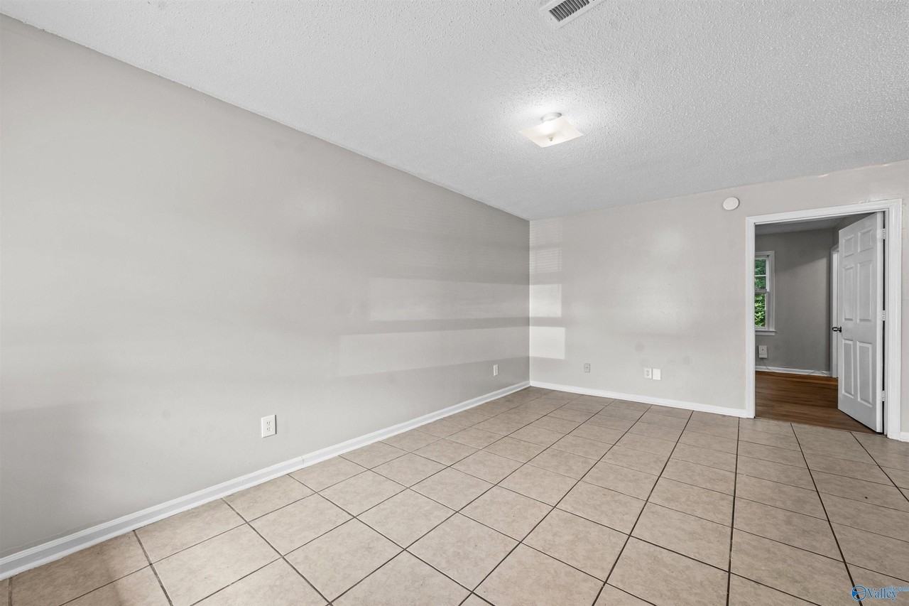 3911 Patton Rd Sw #2 - Photo 5 of 25