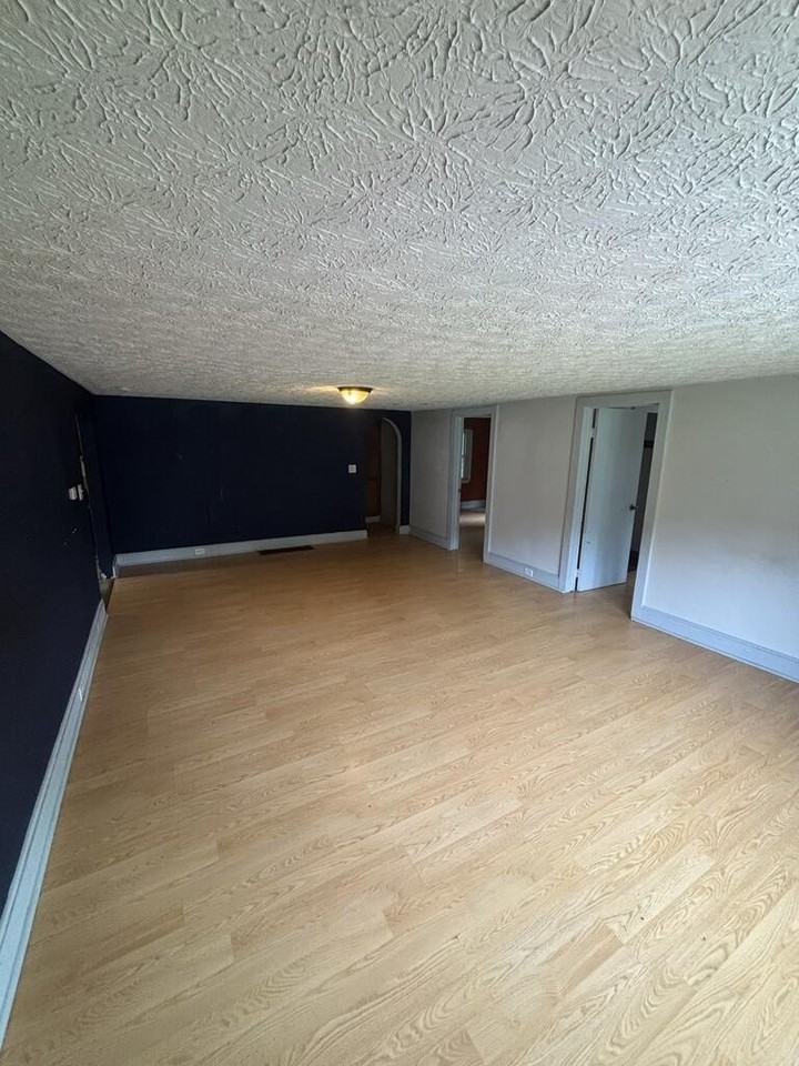 56 Pieri Ln - Photo 4 of 7