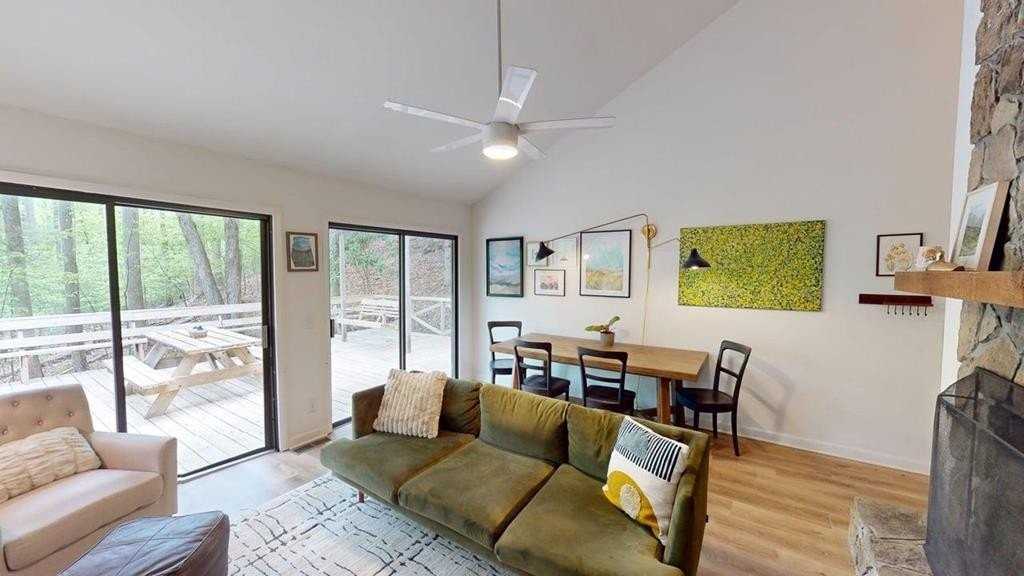 1574 Long Ridge Rd - Photo 5 of 43