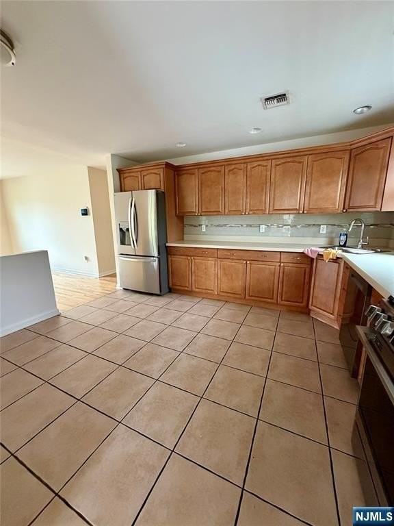 65 Linden St #2 - Photo 5 of 19