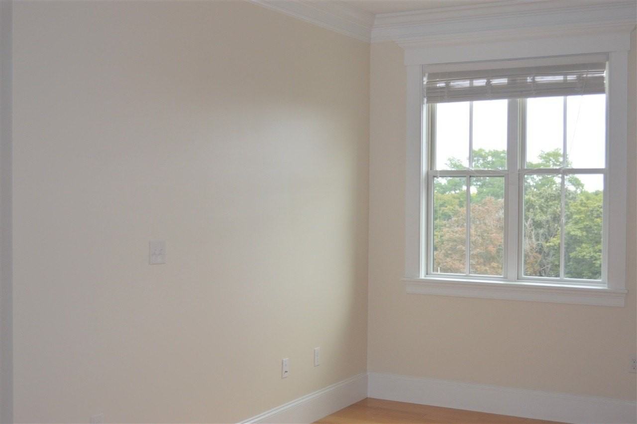 2 Silver St #3 - Photo 5 of 31