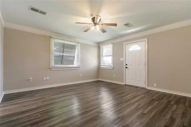 716 Grove Ave - Photo 4 of 15