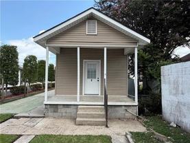 924 Derbigny St - Photo 1 of 1