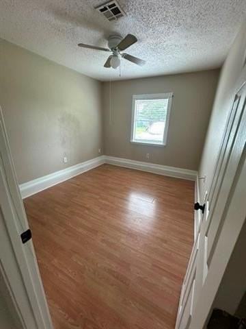 1226 Kenny Dr - Photo 6 of 12