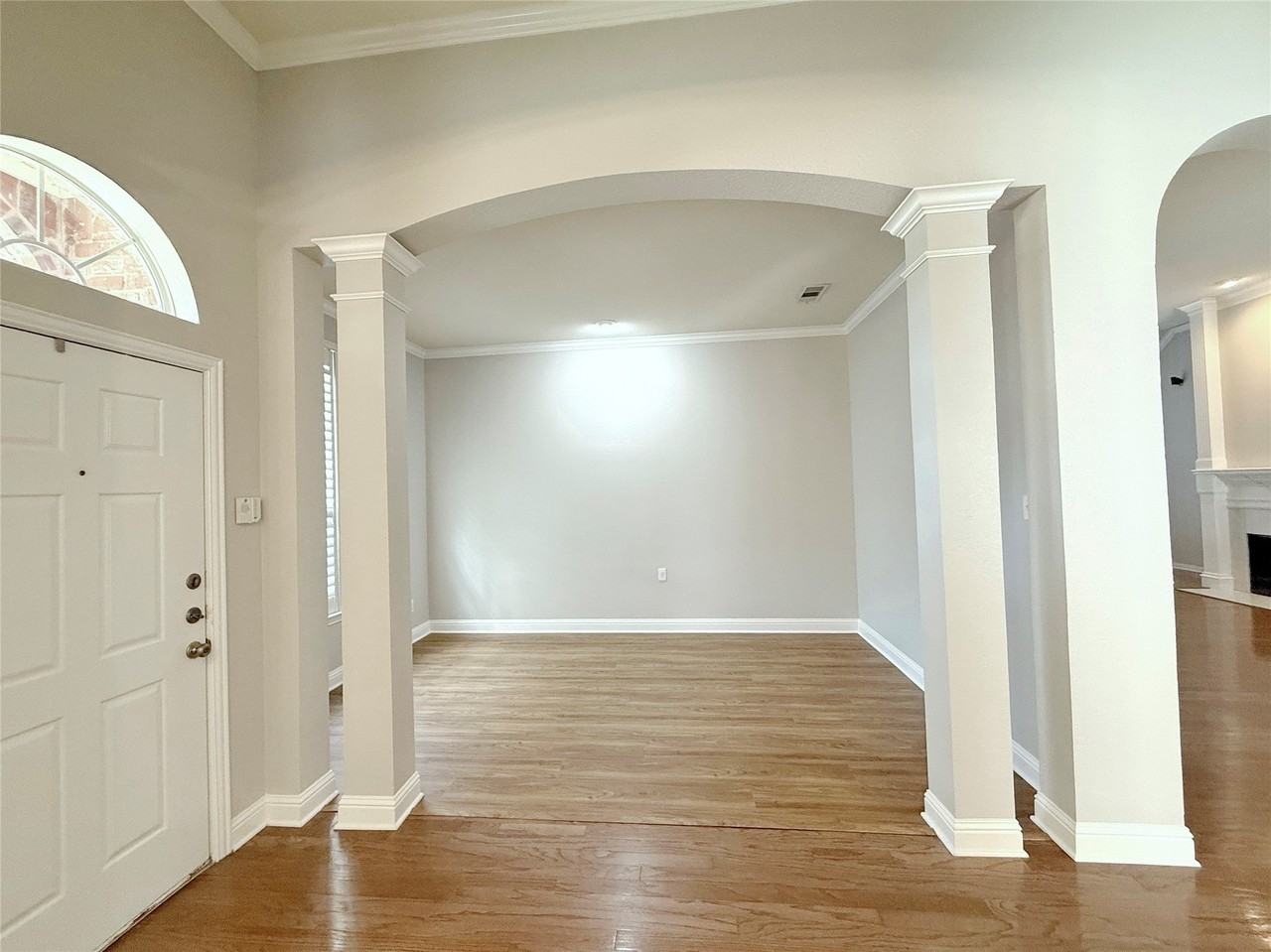 11721 Duxbury Dr - Photo 3 of 23