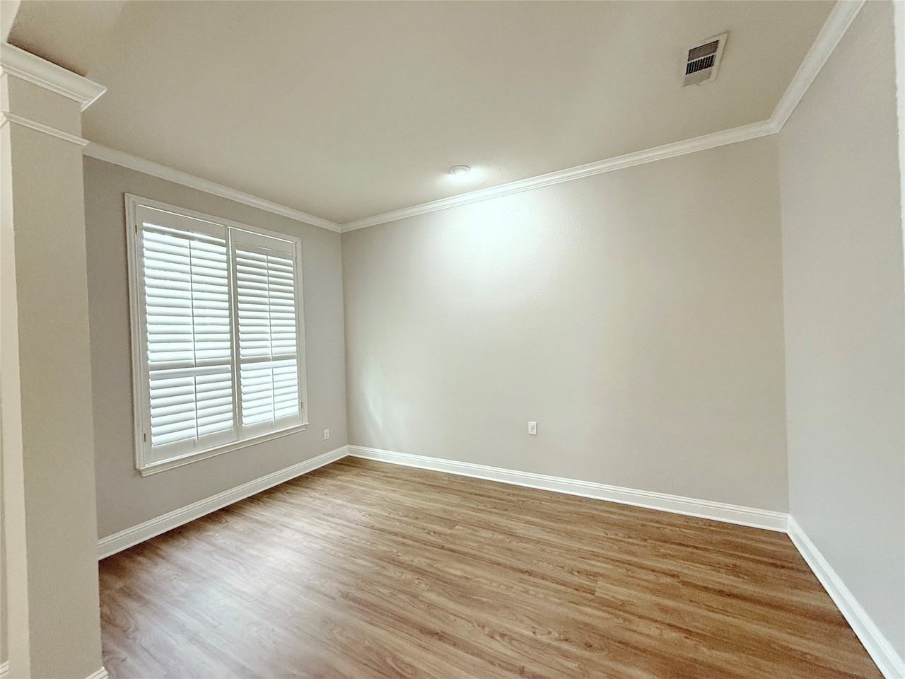 11721 Duxbury Dr - Photo 4 of 23