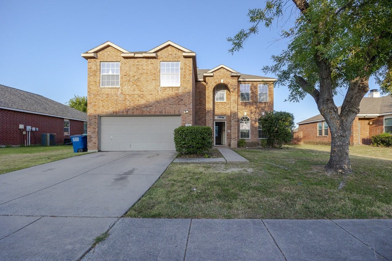 1305 Auburn Dr - Photo 2 of 40