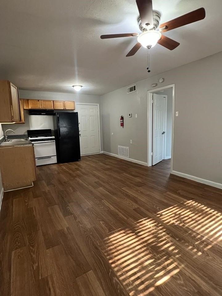 2429 Parkside Ave #277 - Photo 2 of 7