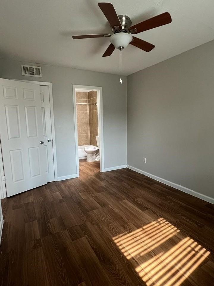 2429 Parkside Ave #277 - Photo 5 of 7