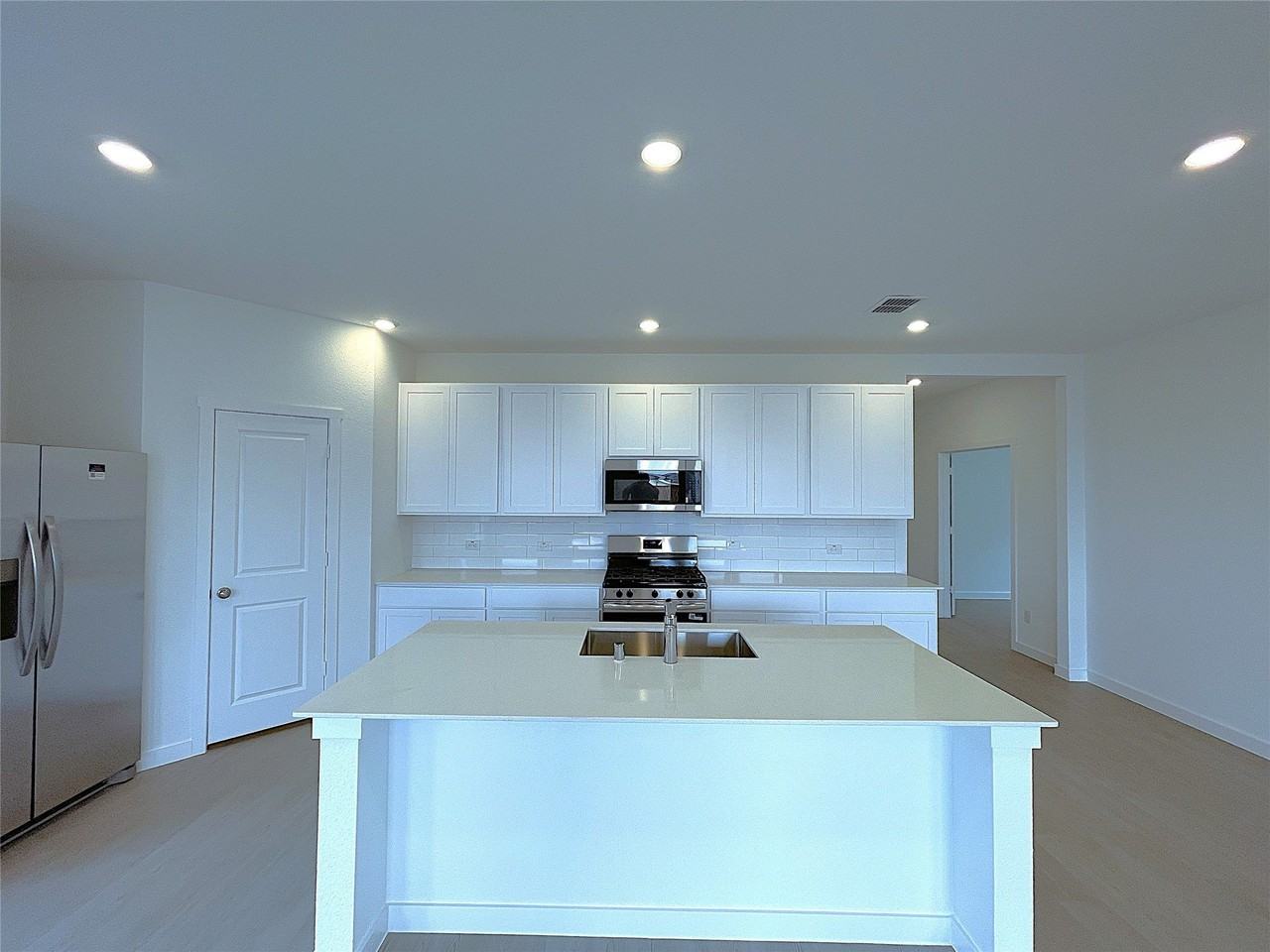 3020 Dutch Rd - Photo 6 of 23