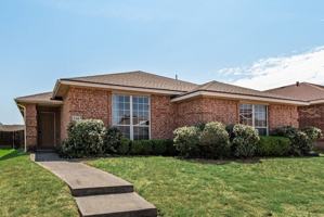 featured image of 636 Canyon Pl
