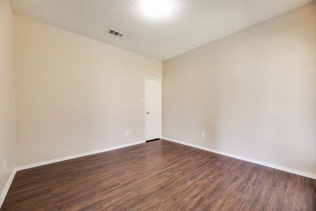 636 Canyon Pl - Photo 5 of 19