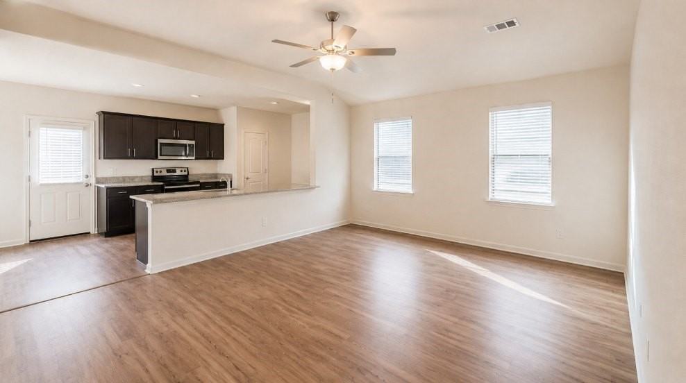 10805 Copper Hills Ln - Photo 2 of 5