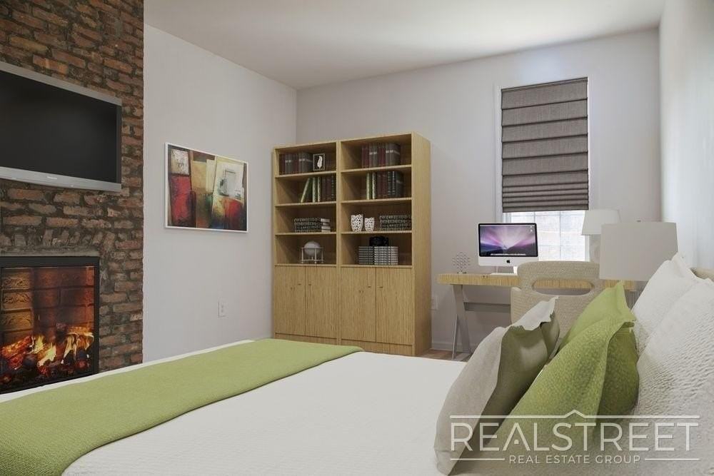 106 Moore St #2R - Photo 4 of 5