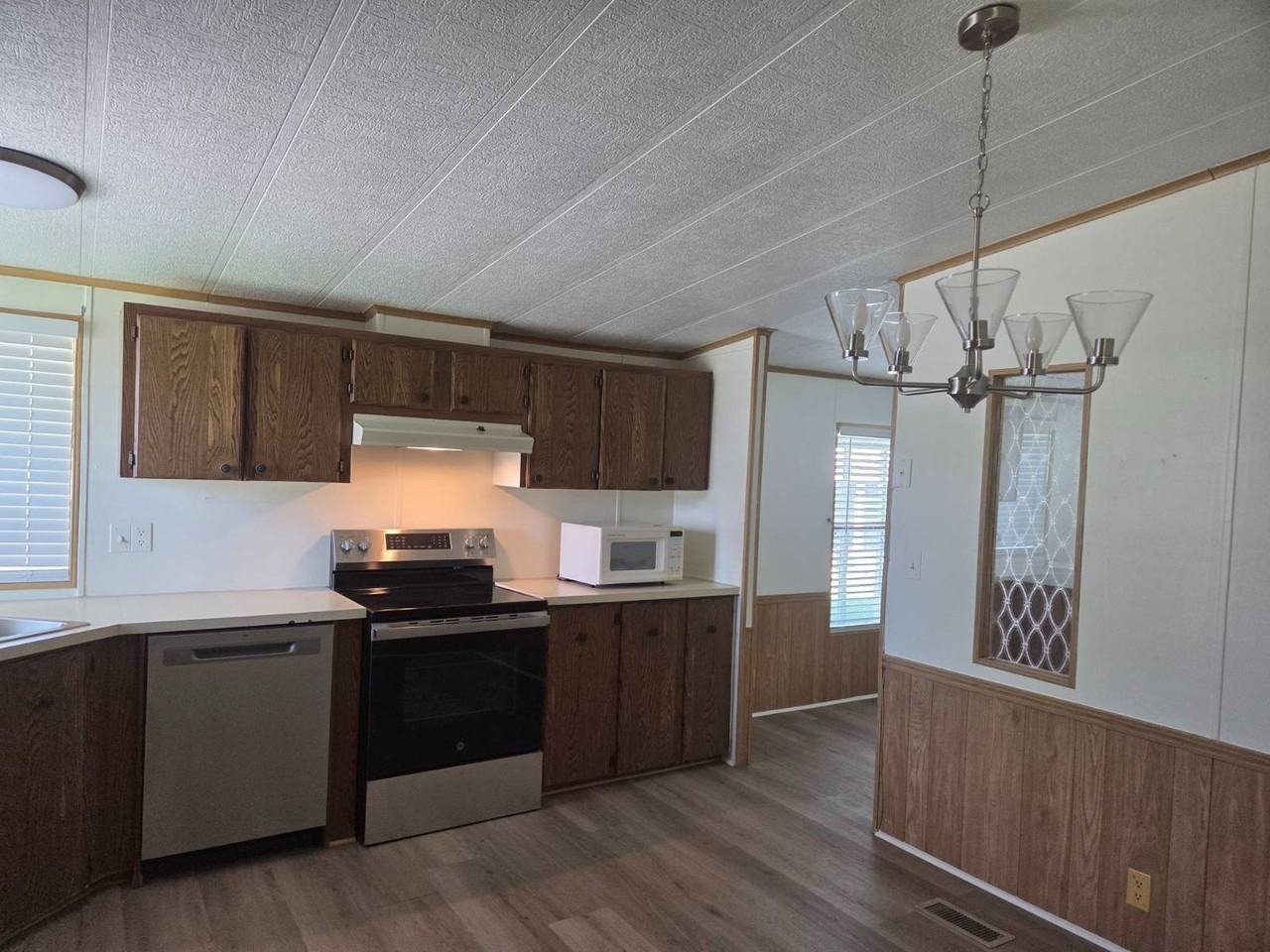 4122 Topaz St - Photo 6 of 20