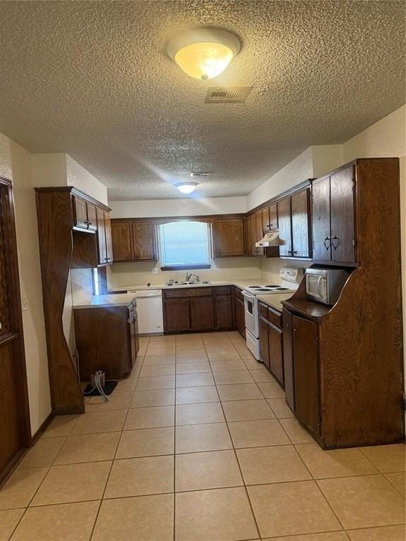 1309 Summerton Pl - Photo 5 of 29