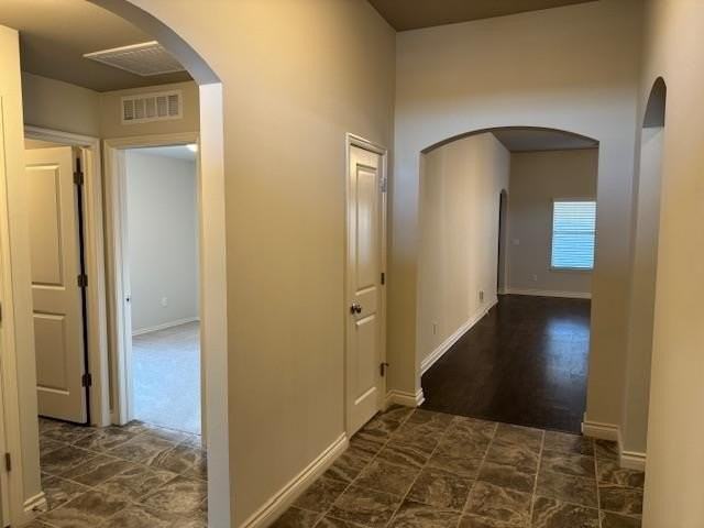 1007 Eaglerock Ln - Photo 4 of 42