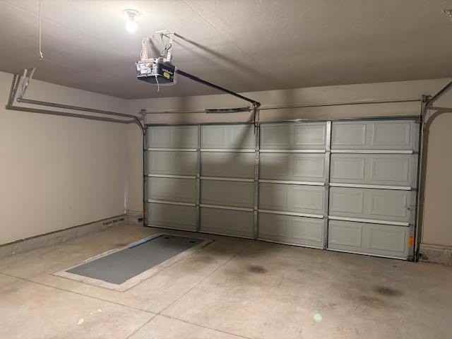 1007 Eaglerock Ln - Photo 6 of 42