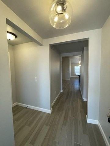 2911 Gulliver St - Photo 4 of 30