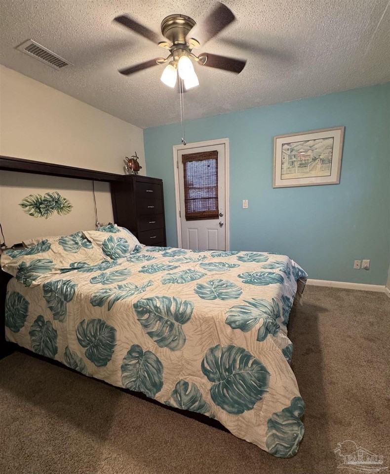 2701 E De Soto St - Photo 5 of 19