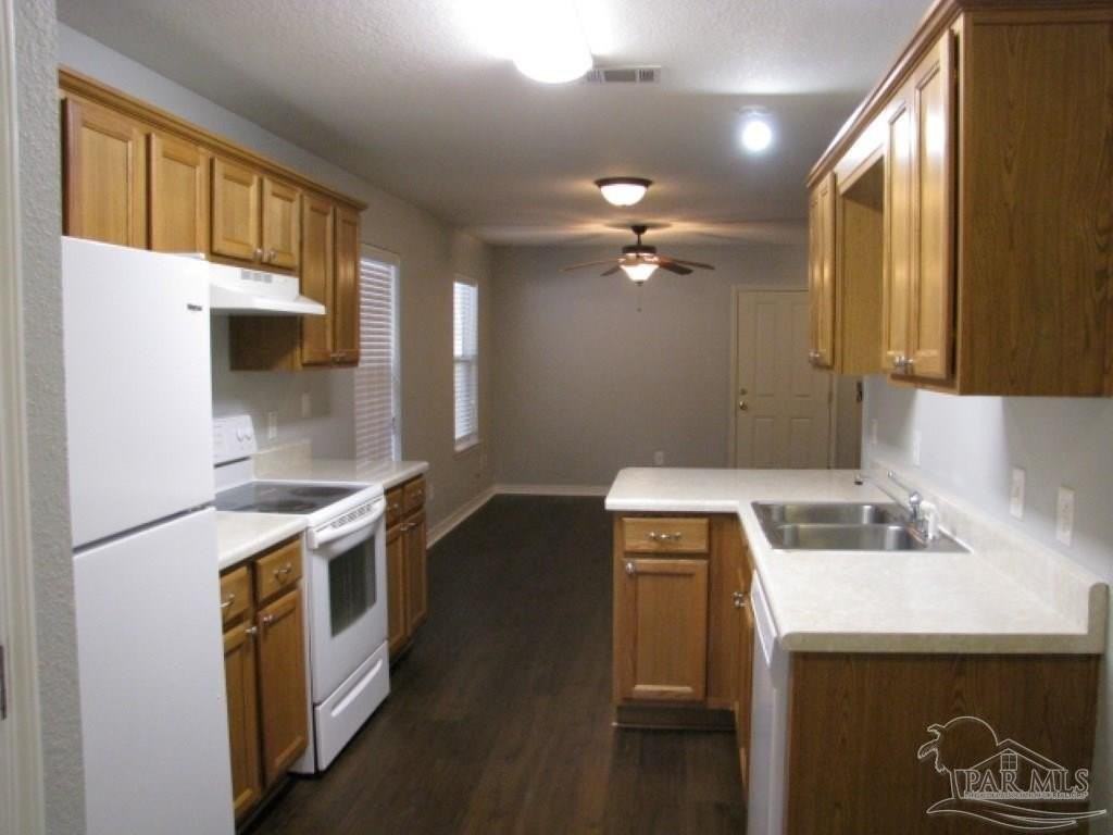 8428 Walnut Ave - Photo 7 of 9
