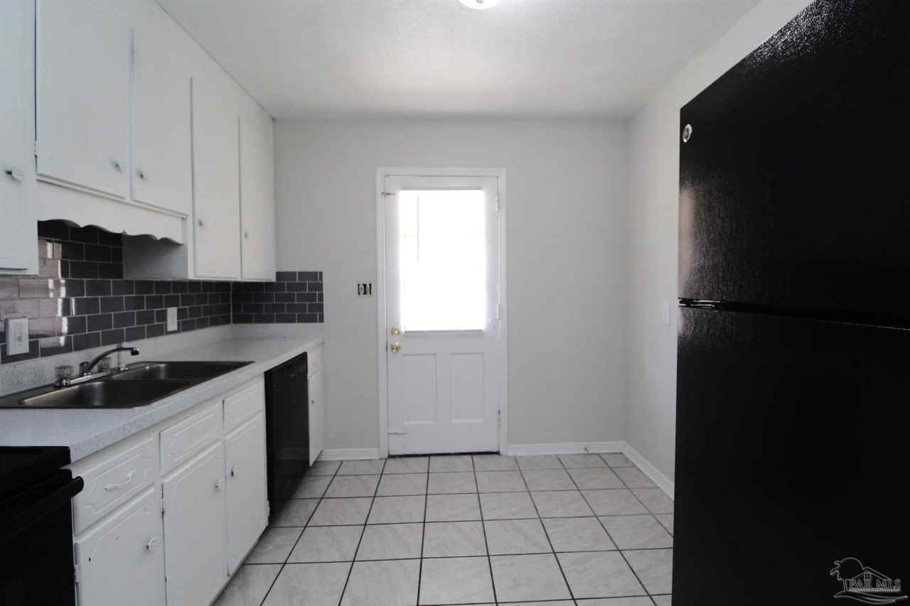 10151 Guidy Ln #I1 - Photo 5 of 13