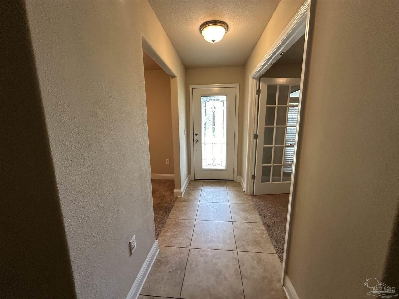 4700 Belvedere Cir - Photo 3 of 27