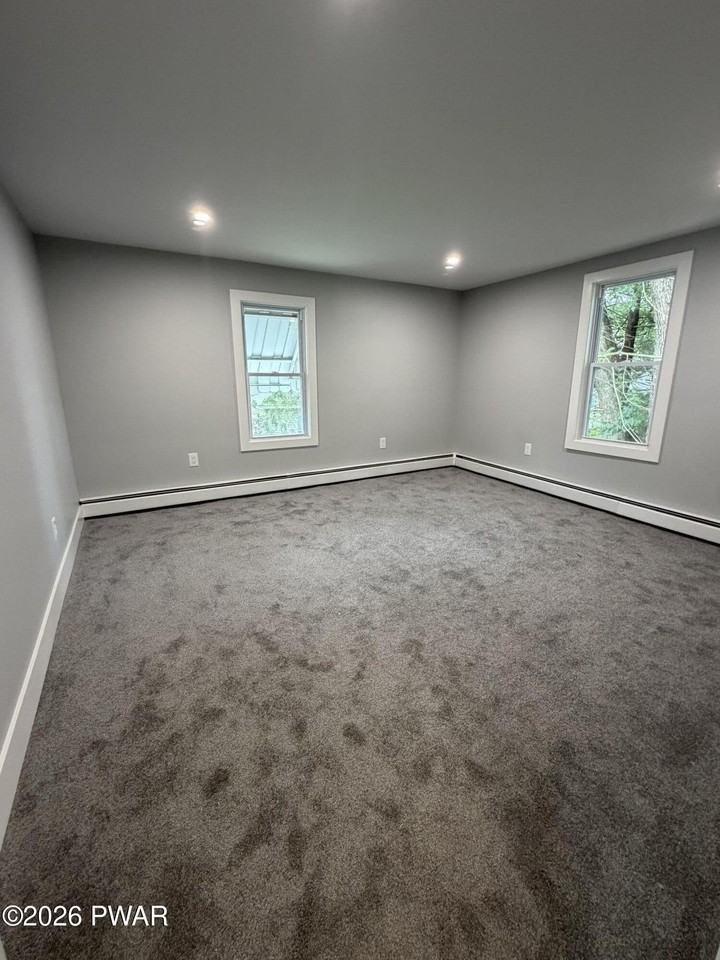 1729 N Main St #A - Photo 5 of 14