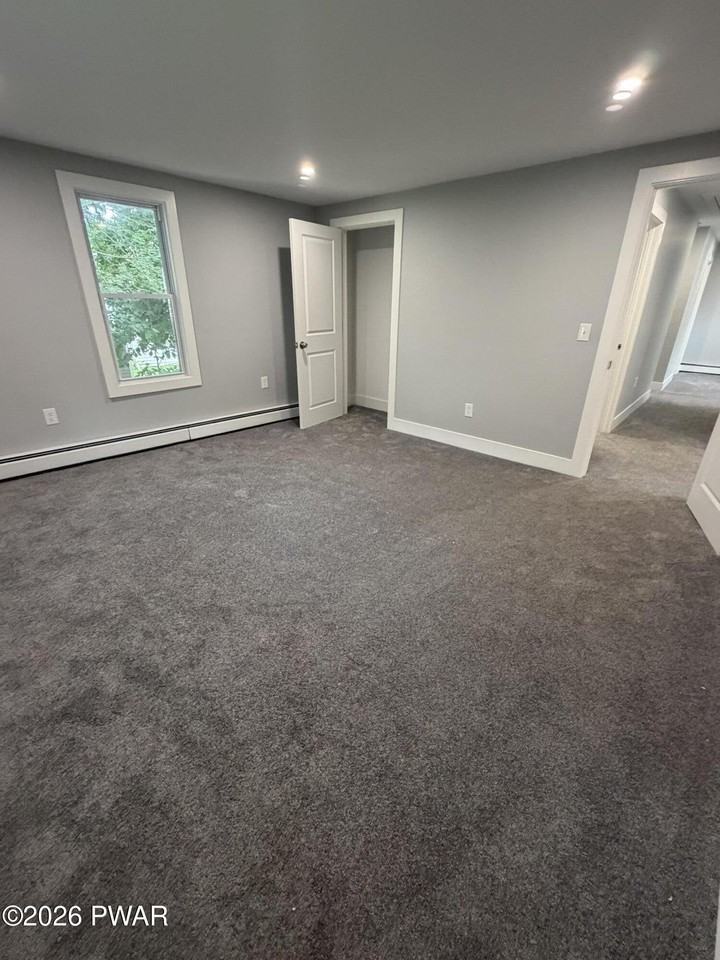 1729 N Main St #A - Photo 6 of 14