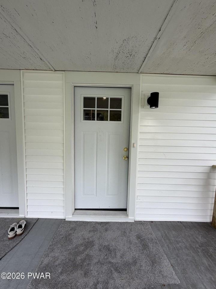 1729 N Main St #B - Photo 2 of 25