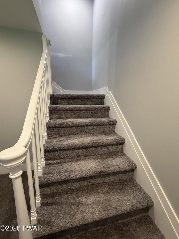 1729 N Main St #B - Photo 7 of 25