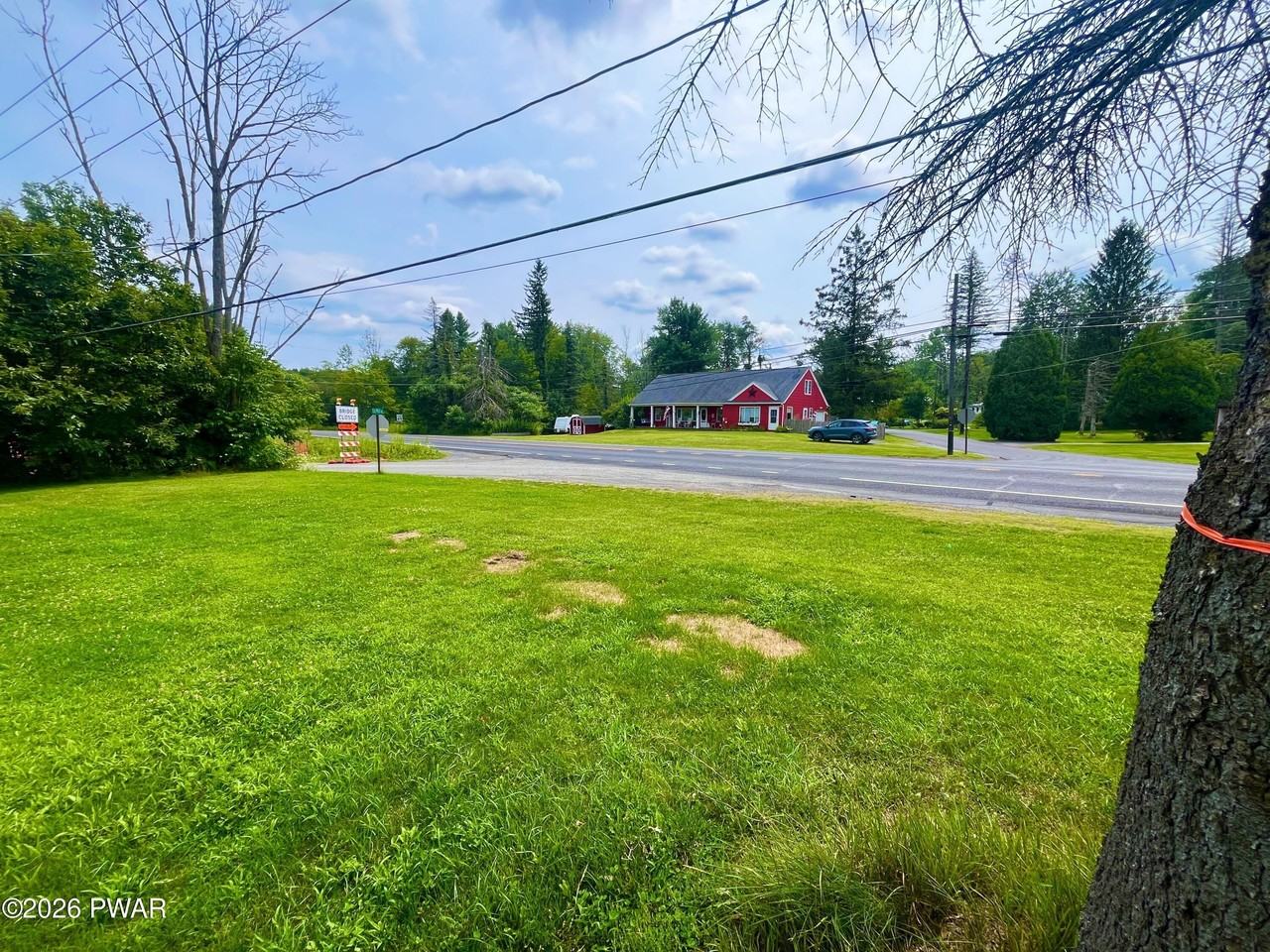1597 Mount Cobb Rd - Photo 3 of 40