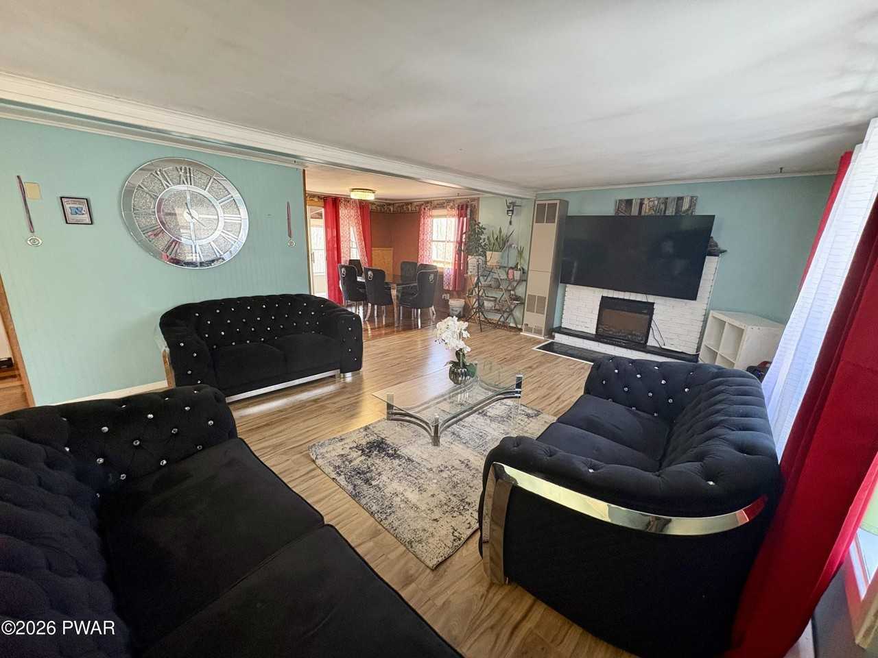 2193 Spring Dr - Photo 6 of 43