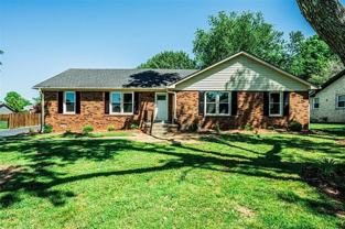 2708 Thompson Dr - Photo 1 of 1