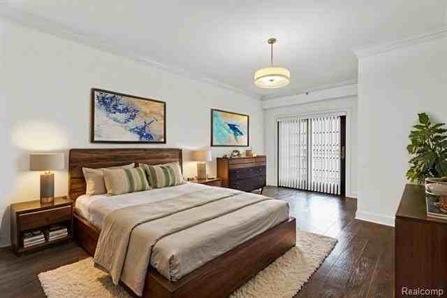 441 S Eton St - Photo 4 of 14