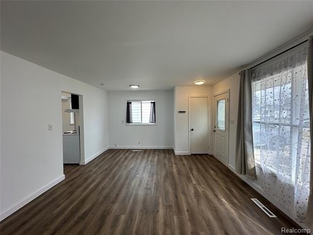 1615 E Greig Ave - Photo 5 of 32