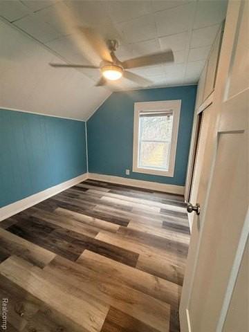 385 Whittemore St - Photo 7 of 10