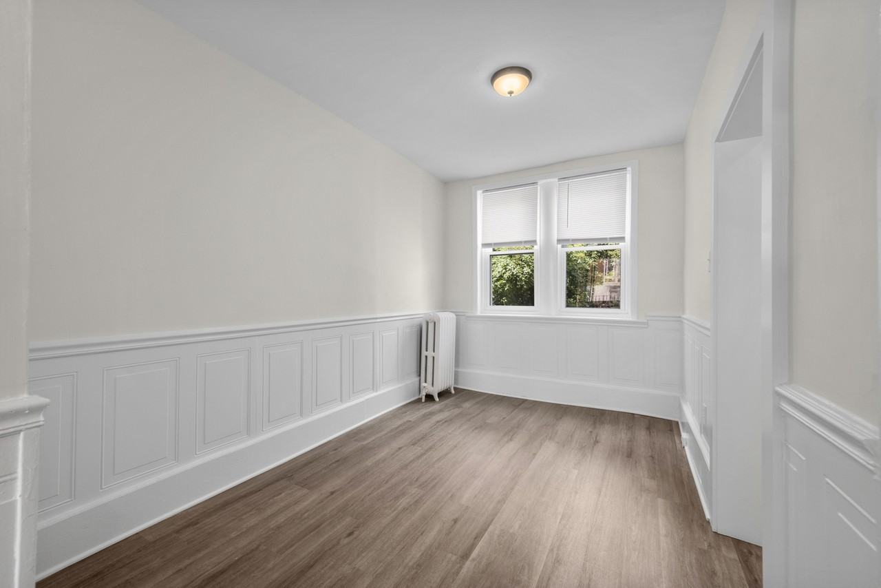 6008 N 21st St #1 - Photo 4 of 16