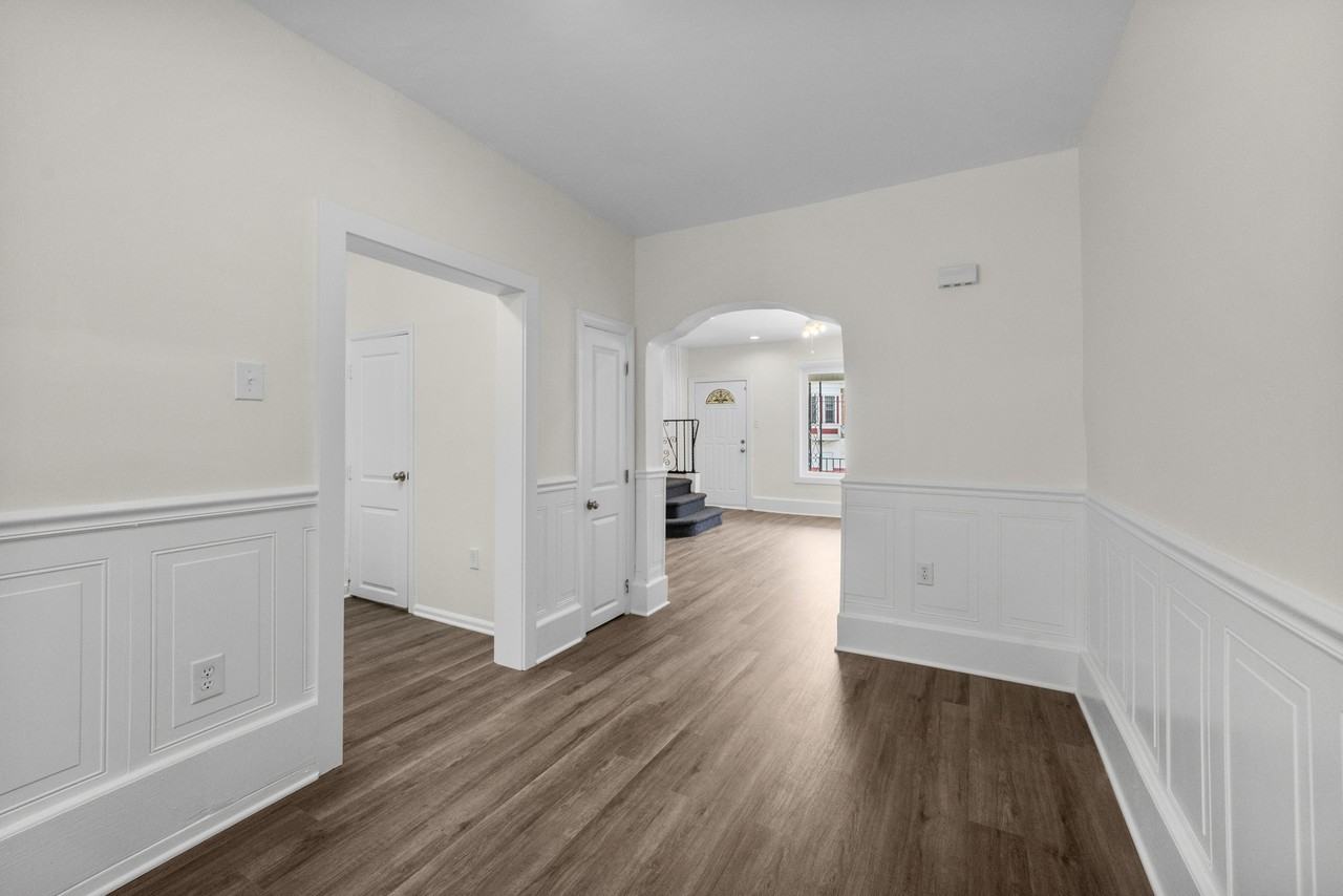 6008 N 21st St #1 - Photo 5 of 16
