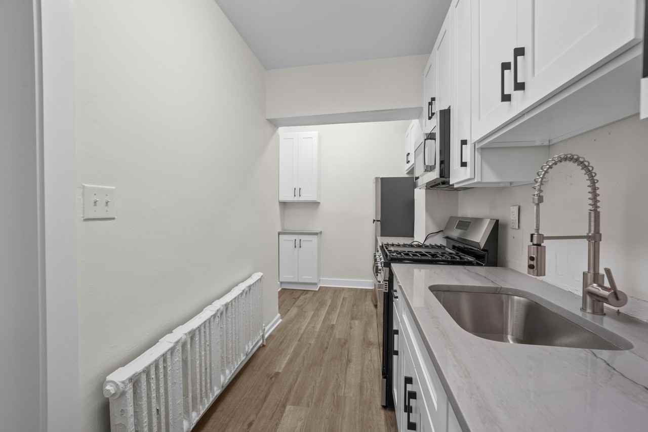 6008 N 21st St #1 - Photo 6 of 16