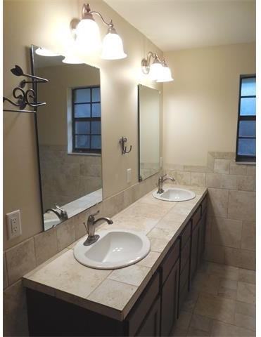 102 Beau Soleil Pl - Photo 7 of 15