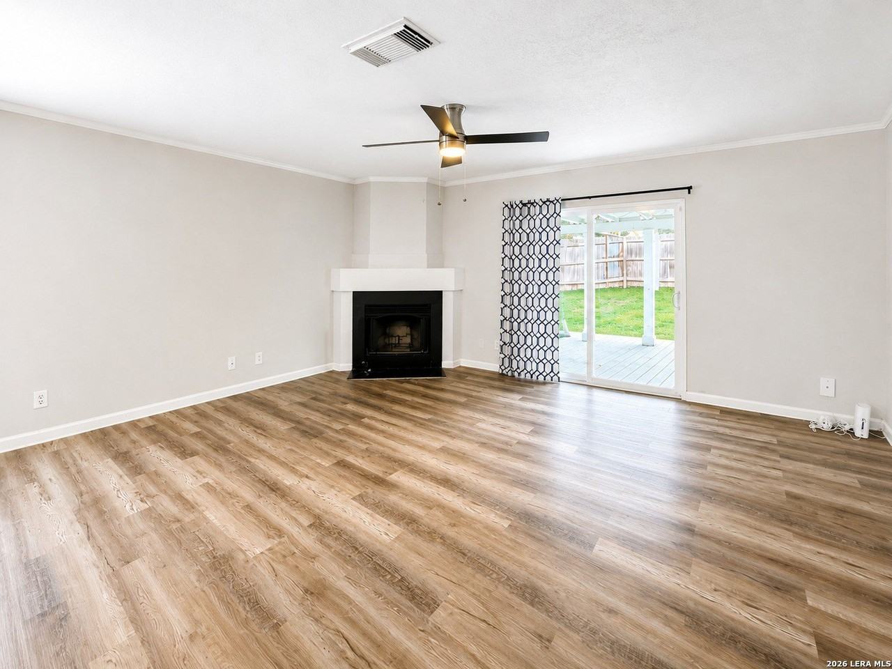 7434 Radford Trl - Photo 4 of 10