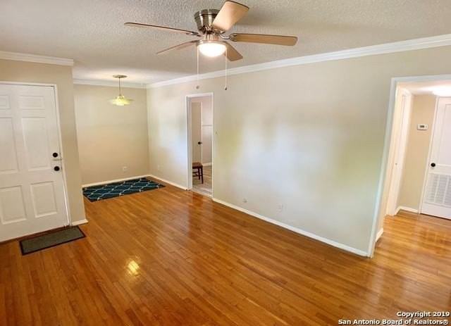 411 Sumner Dr - Photo 3 of 12
