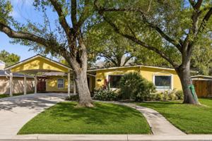 featured image of 415 Calumet Pl