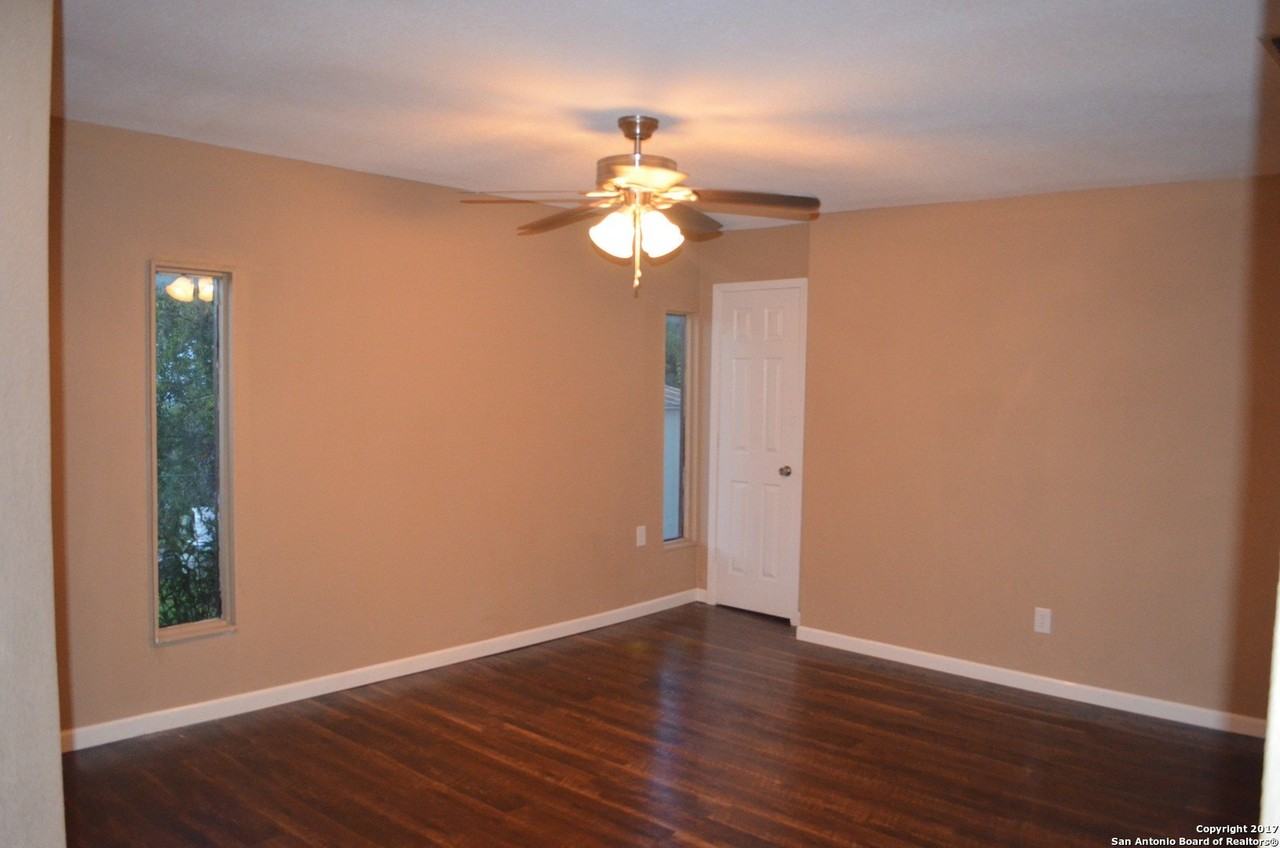 7401 Sage Oak St - Photo 7 of 13